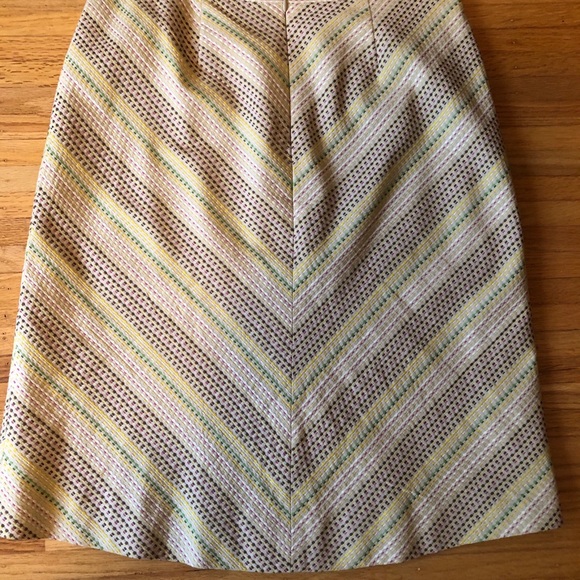 BCBG Max Azria skirt 0 - Picture 3 of 6